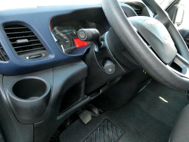 IVECO Daily usata, con Lettore CD