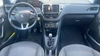 PEUGEOT 208 usata, con Cerchi in lega