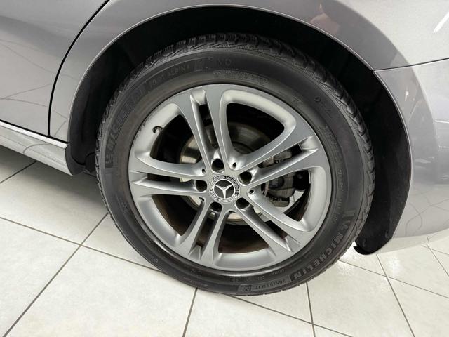 MERCEDES-BENZ A 180 usata 22