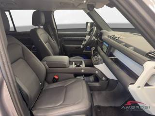 LAND ROVER Defender usata 12