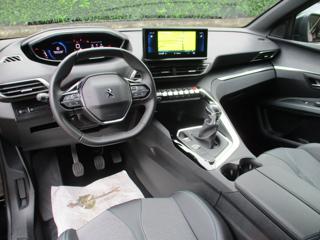 PEUGEOT 5008 usata, con Sistema di navigazione