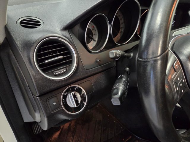 MERCEDES-BENZ C 220 usata, con Lettore CD