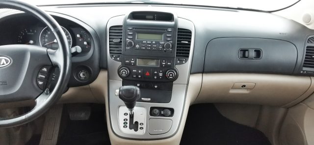 KIA Carnival usata, con Climatizzatore