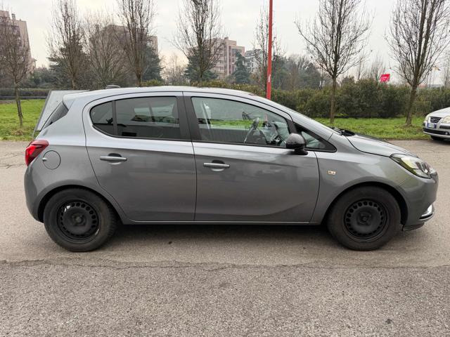 OPEL Corsa usata, con Autoradio