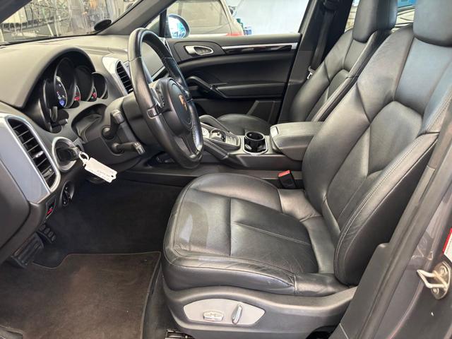 PORSCHE Cayenne usata, con Autoradio