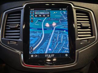 VOLVO XC90 usata, con Sistema di navigazione