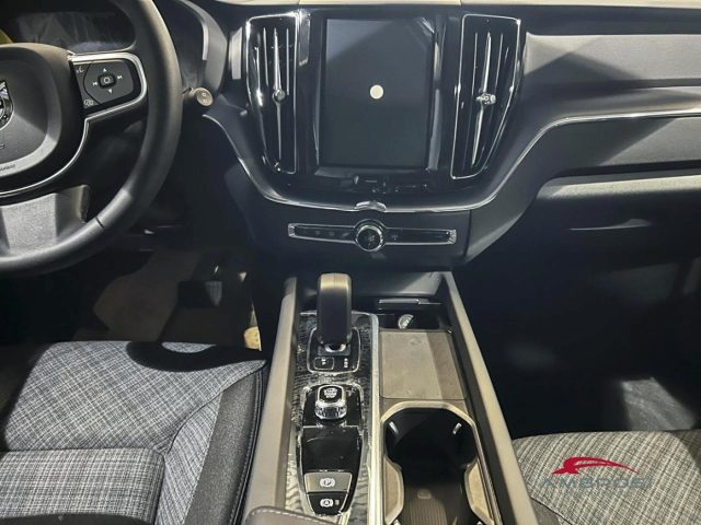 VOLVO XC60 usata 8