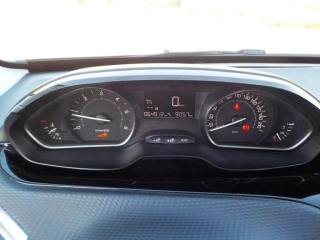 PEUGEOT 2008 usata, con Bluetooth