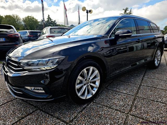 VOLKSWAGEN Passat Variant usata, con ABS