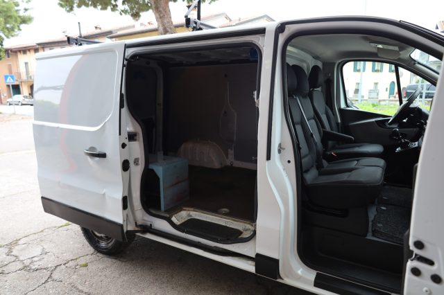 RENAULT Trafic usata 65