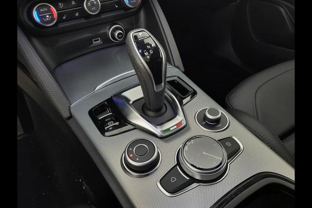 ALFA ROMEO Stelvio usata, con Alzacristalli elettrici