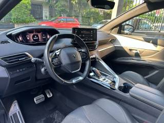 PEUGEOT 5008 usata, con Autoradio