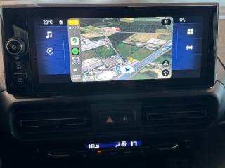 OPEL Combo usata, con USB