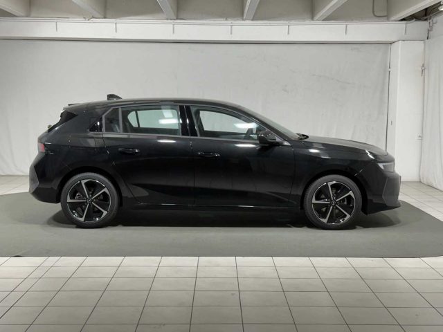 OPEL Astra usata, con Climatizzatore