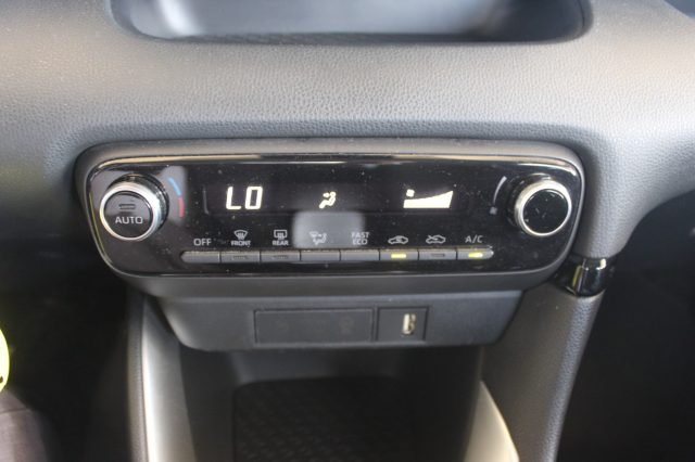 TOYOTA Yaris usata, con Sensore di pioggia