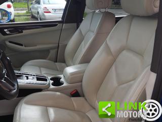 PORSCHE Macan usata 16