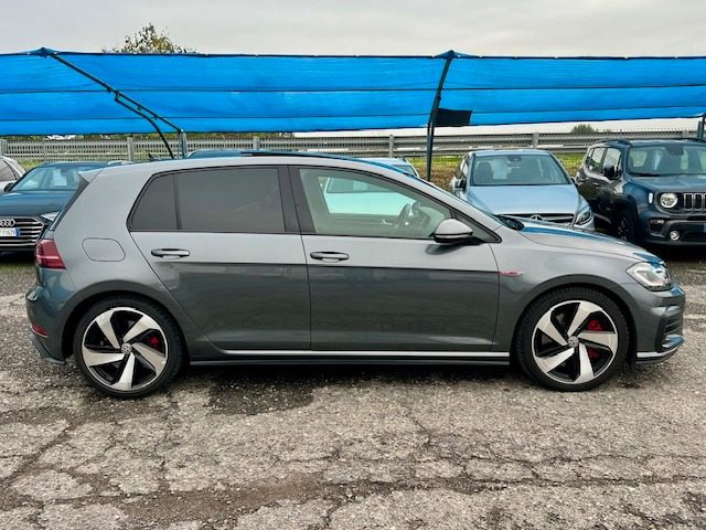 VOLKSWAGEN Golf GTI usata, con Autoradio