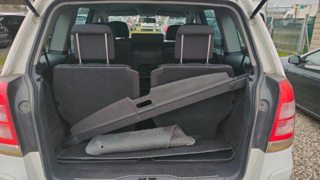 OPEL Zafira usata, con Sedile posteriore sdoppiato