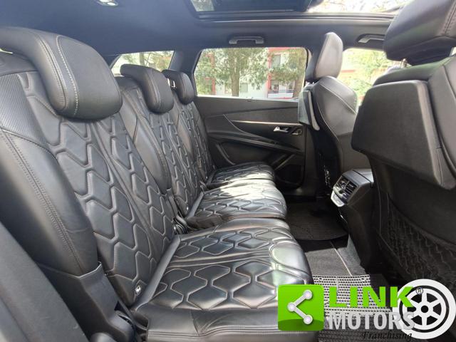 PEUGEOT 5008 usata, con Chiusura centralizzata