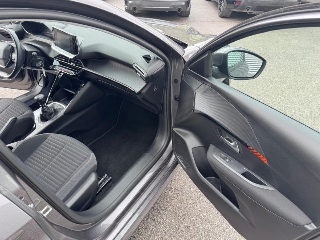 PEUGEOT 208 usata, con Sistema di navigazione