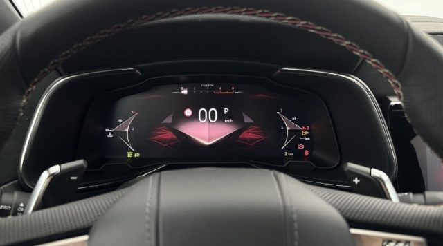 DS AUTOMOBILES DS 7 usata, con Regolazione elettrica sedili
