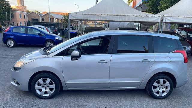 PEUGEOT 5008 usata, con Airbag Passeggero