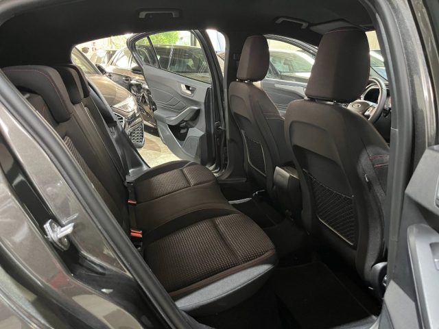 FORD Focus usata, con Sedile posteriore sdoppiato