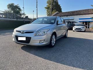 HYUNDAI i30 usata, con Airbag laterali