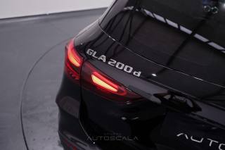 MERCEDES-BENZ GLA 200 usata, con Telecamera per parcheggio assistito