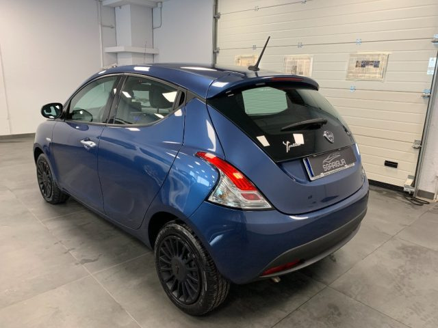 LANCIA Ypsilon usata, con Autoradio