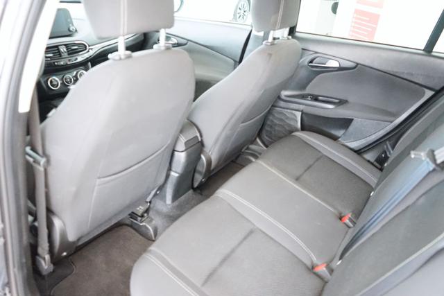 FIAT Tipo usata, con Luci diurne