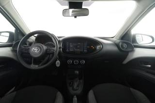 TOYOTA Aygo X usata 10