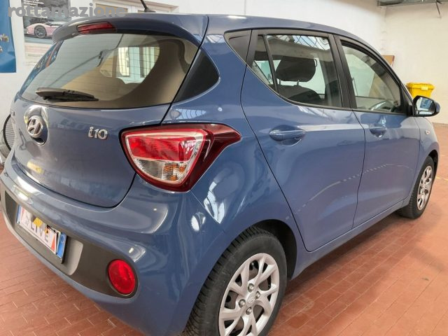 HYUNDAI i10 usata, con Autoradio