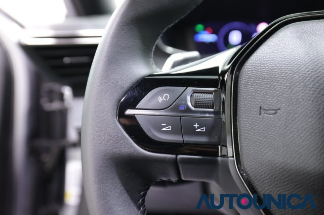 PEUGEOT 2008 usata, con USB