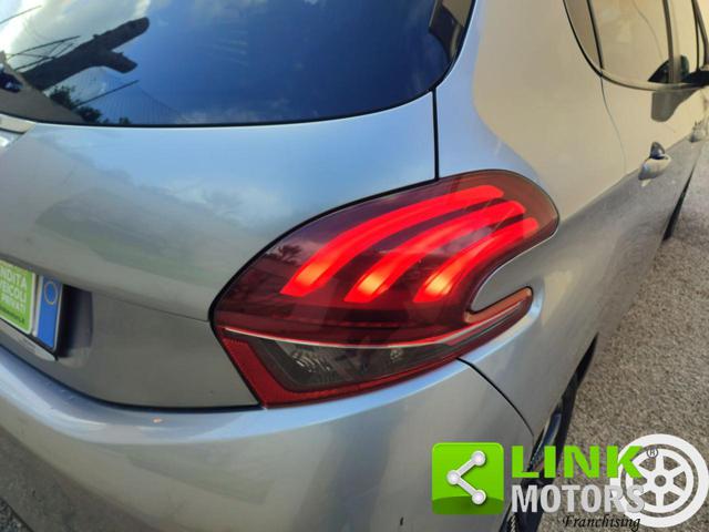 PEUGEOT 208 usata, con Park Distance Control