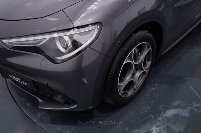 ALFA ROMEO Stelvio usata, con Specchietti laterali elettrici