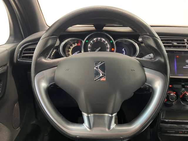 DS AUTOMOBILES DS 3 usata, con Autoradio