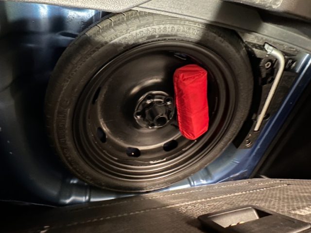 VOLKSWAGEN T-Roc usata, con Volante in pelle