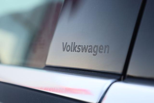 VOLKSWAGEN Tiguan usata, con Blind spot monitor