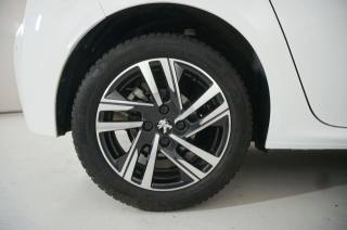 PEUGEOT 208 usata, con Autoradio