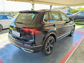 VOLKSWAGEN Tiguan usata, con Autoradio