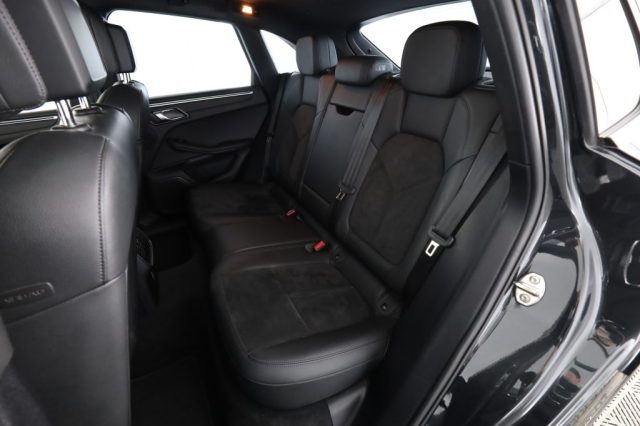 PORSCHE Macan usata 9