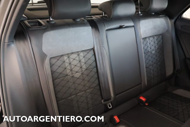 VOLKSWAGEN T-Roc usata, con Isofix