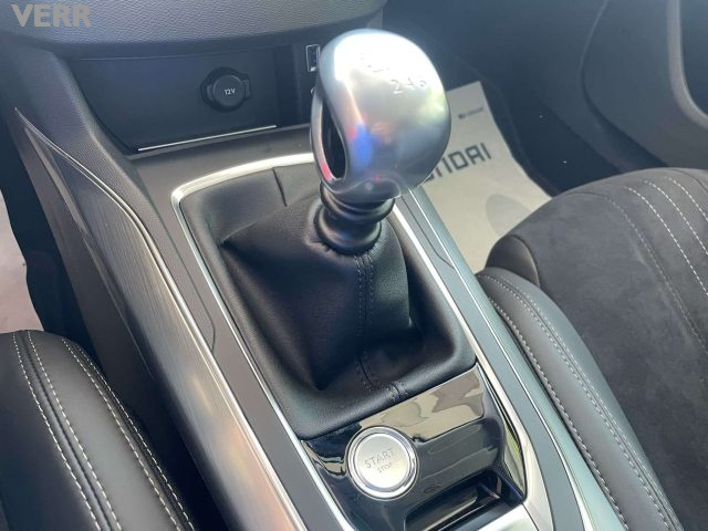 PEUGEOT 308 usata, con Autoradio