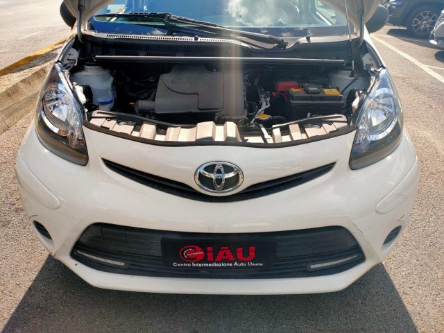 TOYOTA Aygo usata 15