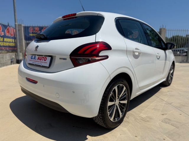 PEUGEOT 208 usata, con Cerchi in lega