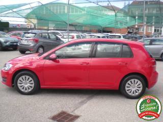 VOLKSWAGEN Golf usata, con Autoradio