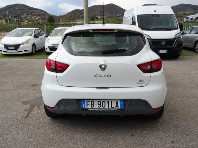 RENAULT Clio usata, con Alzacristalli elettrici
