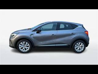 RENAULT Captur usata, con Bracciolo