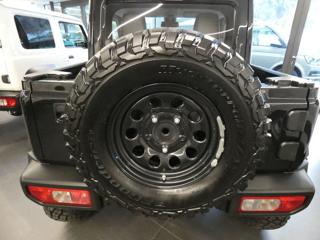 SUZUKI Jimny usata, con Bluetooth